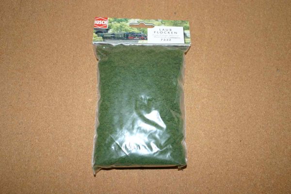 Busch 7332 Green Mid Foliage Material 500ml 1 Busch 7332 Green Mid Foliage Material 500ml