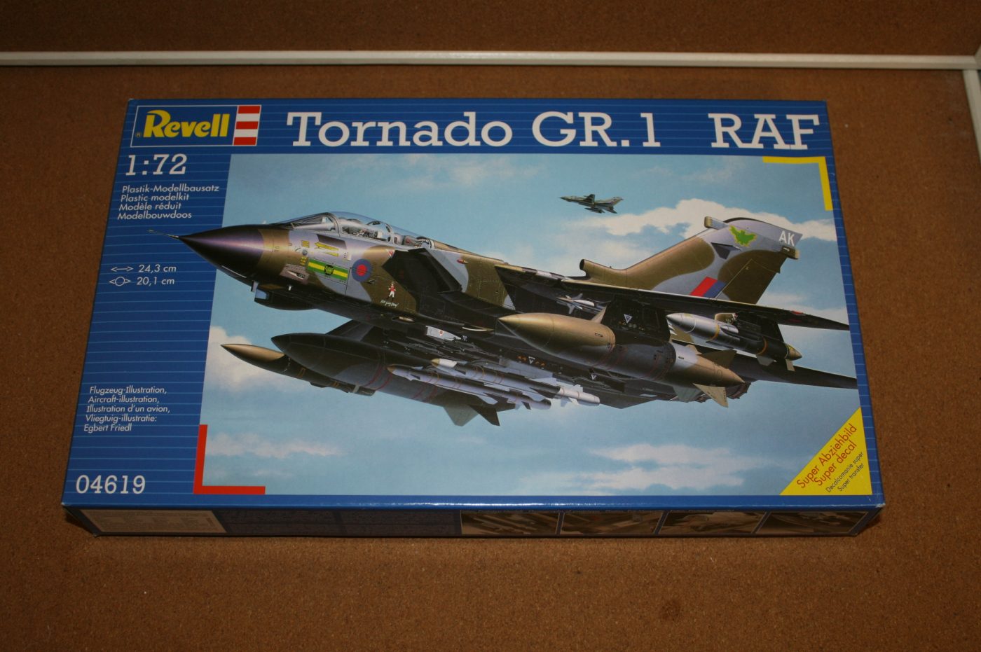 Revell 04619 Tornado GR.1 RAF 1/72scale 1 Revell 04619 Tornado GR.1 RAF 1/72scale