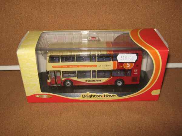 Oxford Diecast 1/76 Plaxton Panorama Bus – Southdown Brighton (76PAN001)
