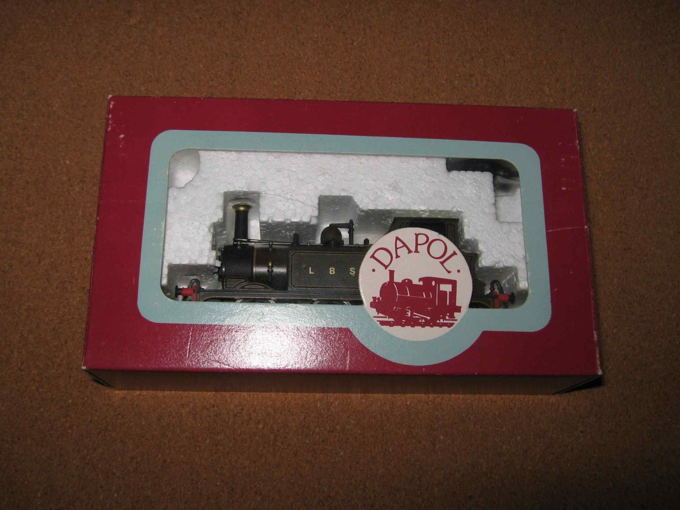Dapol D69 Terrier LBSC Brown Pre-Owned original Box 1 Dapol D69 Terrier LBSC Brown Pre-Owned original Box