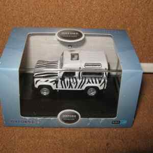Oxford Diecast 76LRDF013 Land Rover Defender 90 Safari (Automobile) 1:76 Scale
