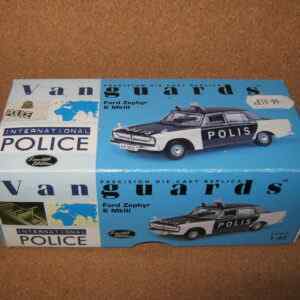 Vanguards VA04605 Ford Zephyr 6 MKIII Swedish Polis 1:43 Scale