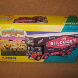Corgi Classics 12601 Foden Closed Pole Truck Set 'Silcocks of Warrington' The Showmans Range 1:50 Scale