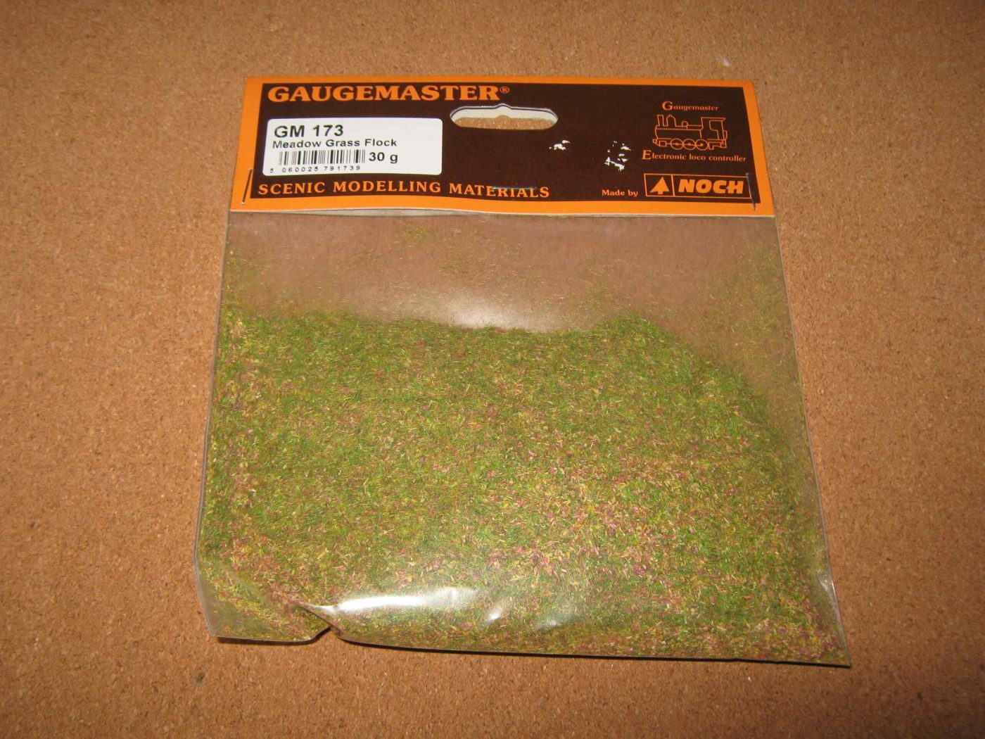 Gaugemaster GM173 Meadow Grass Flock 30g 1 Gaugemaster GM173 Meadow Grass Flock 30g