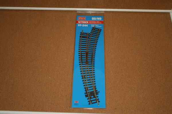 PECO HO Code 100 Short Curved Double Radius Right Turnout ST-244 - Model Train Track