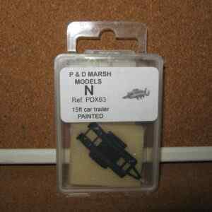 P & D Marsh PDX63 15ft Car Trailer Painted N Gauge Figures