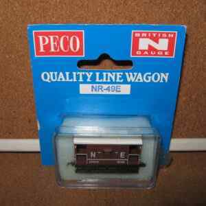 Peco NR-49E Brake Van LNER Bauxite Pre-Owned