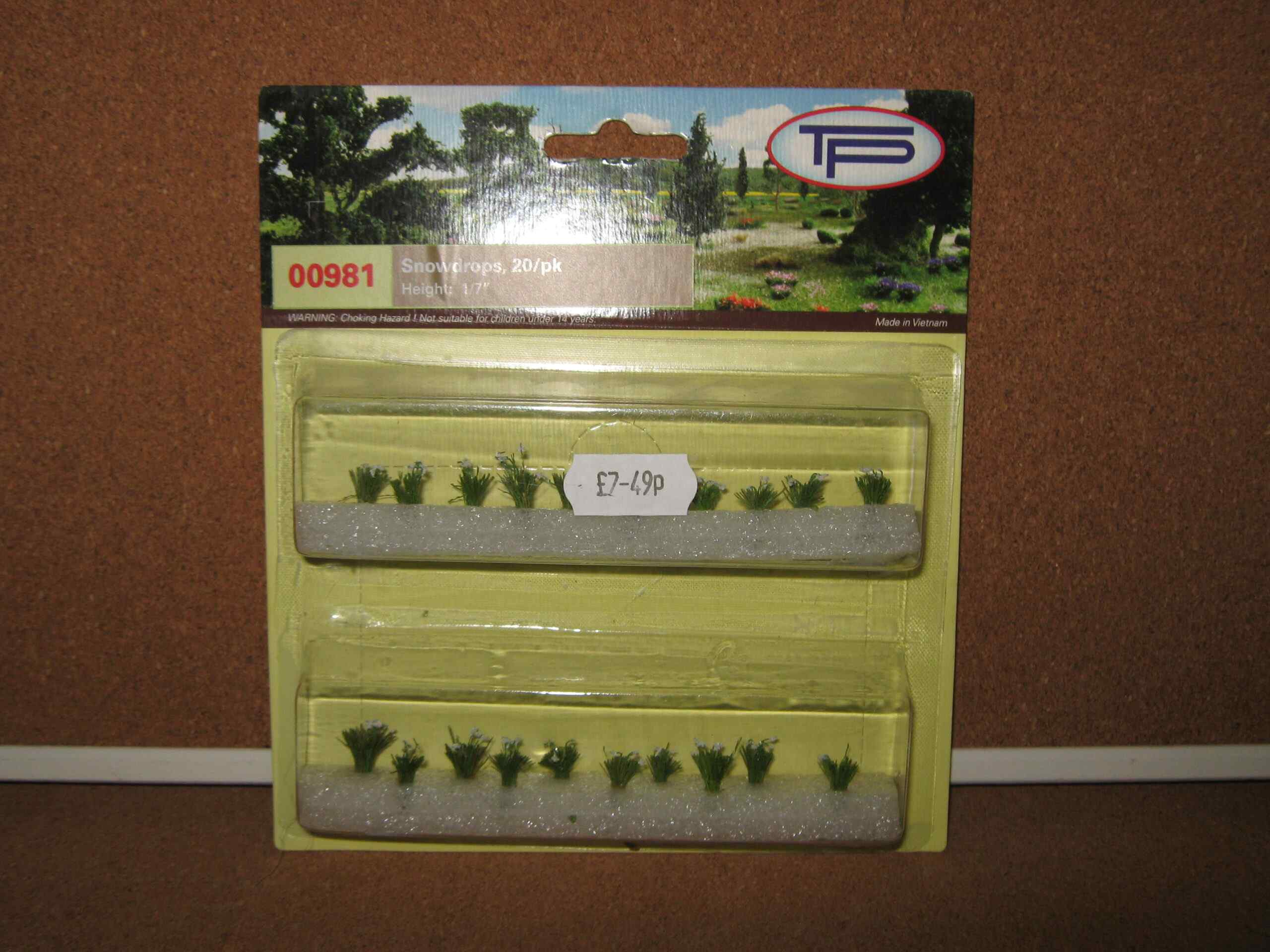 TP Models 00981 Snowdrops 20/Pack Height 1/7" N Gauge 1 TP Models 00981 Snowdrops 20/Pack Height 1/7" N Gauge