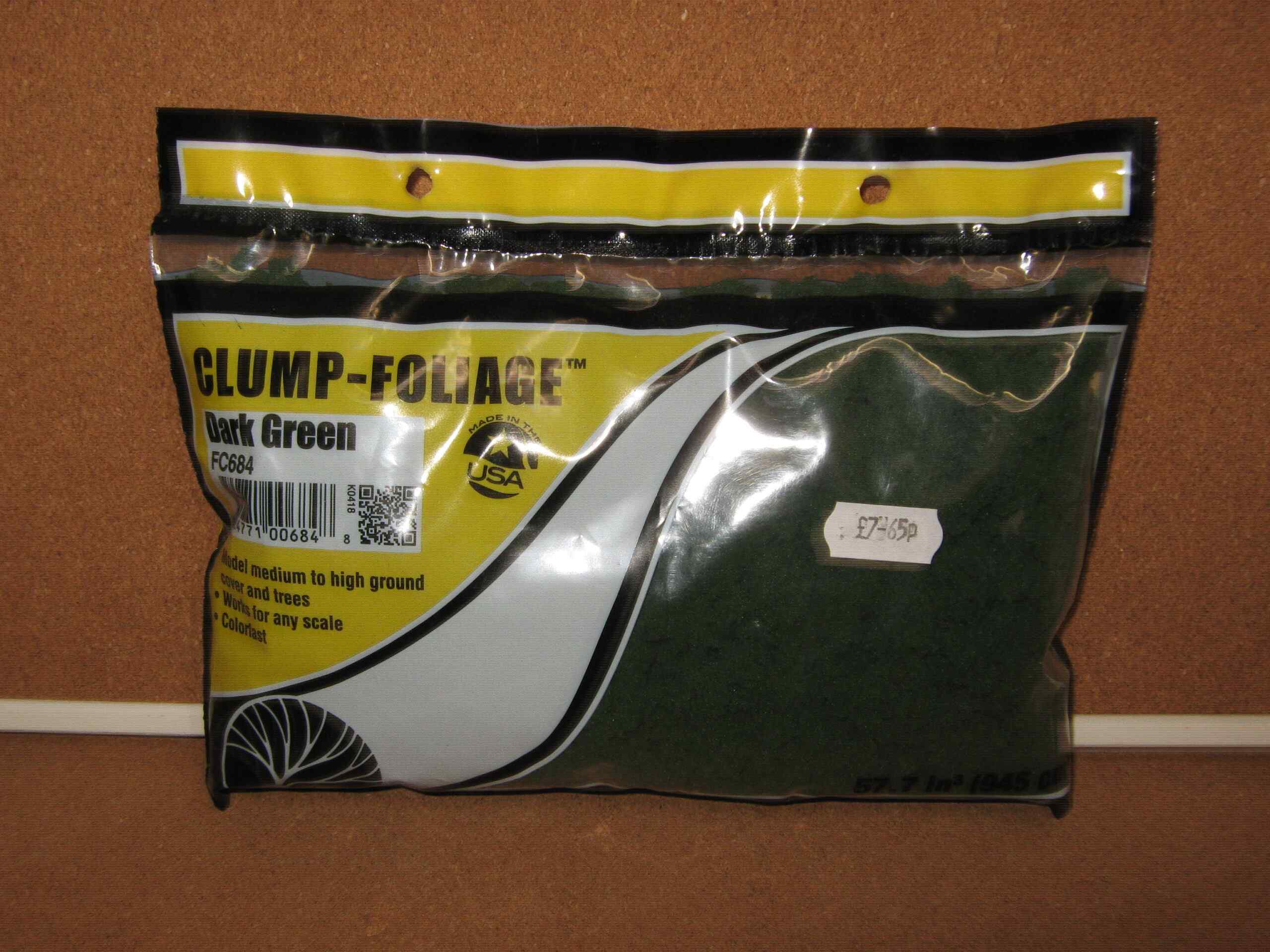 Woodland Scenics FC684 Clump Foliage Dark Green 1 Woodland Scenics FC684 Clump Foliage Dark Green