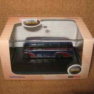 Oxford Diecast NBS004 Whittles Coaches Burlingham Sunsaloon (Omnibus) N Gauge