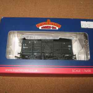 Bachmann 37-711C 8 Ton Cattle Wagon GWR Dark Grey