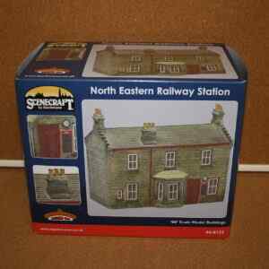 Bachmann Scenecraft 44-0155 North Eastern Railway Station OO Gauge