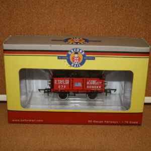 Oxford Rail OR76MW4002 R.Taylor & Sons Ltd 4 Plank Wagon