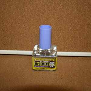 MC131 Mr Cement SP Plastic Model Glue with Brush 40ml