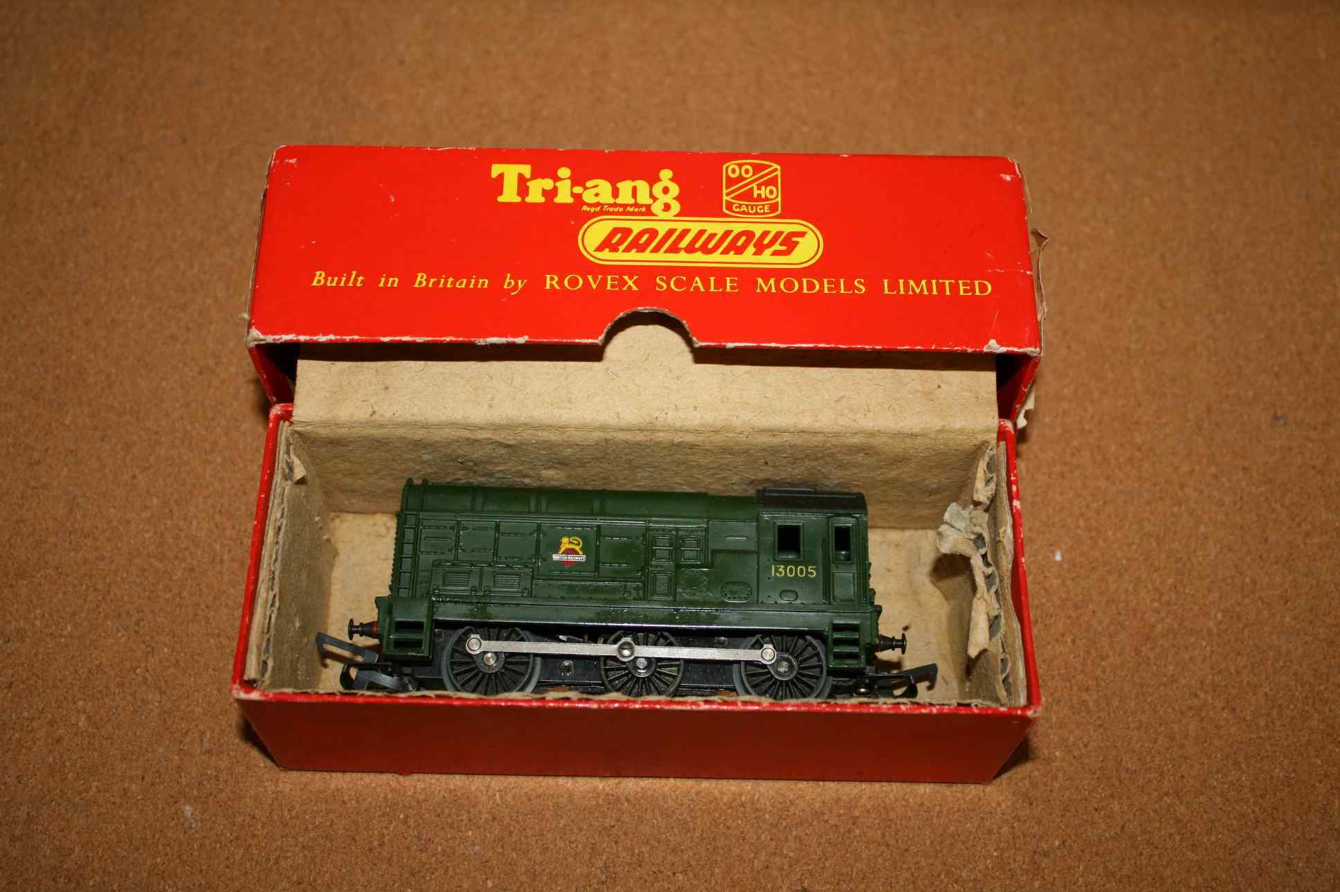 Locomotive Hornby Tri-ang HO, Diesel Class 8, British Railway D3035, Fonctionne