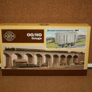 Ratio 591 SR/BR 12t Ventilated Van OO Scale