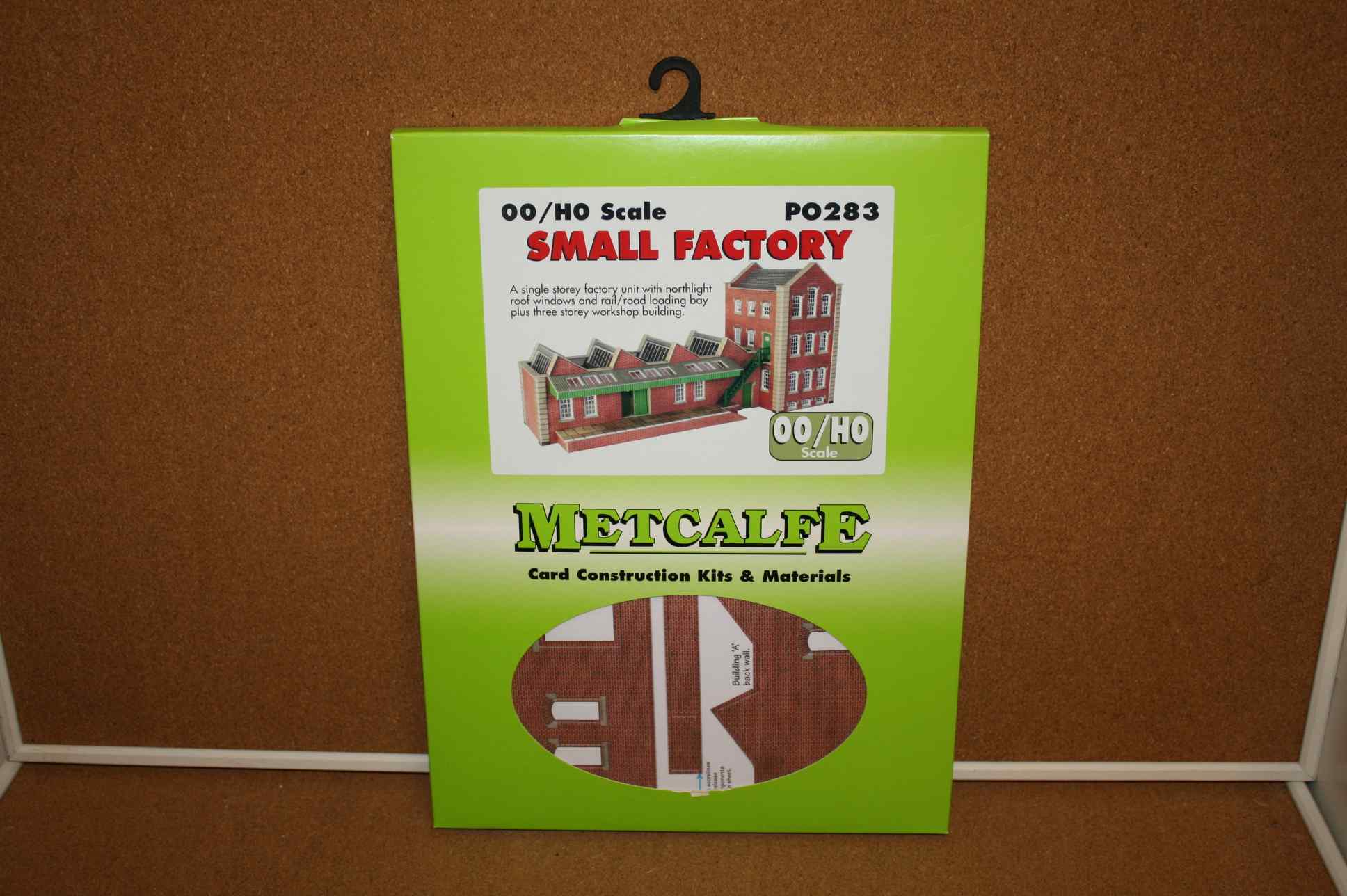 Metcalfe PO373 OO/HO Scale Low Relief Town House Card Building Kit