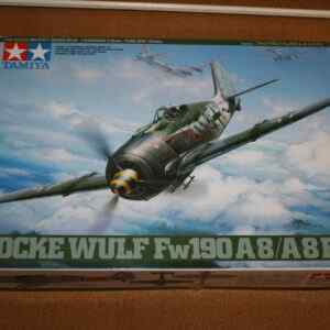 Tamiya 61095 Focke Wulf Fw190 A8/A8R2 Model Kit 1/48 Scale