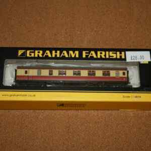 Graham Farish 374-831B Stanier Brake First Coach BR Crimson & Cream Pre-Owned