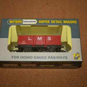 Wrenn W5032 Plank Wagon LMS (with Load) Pre-Owned in Original Box