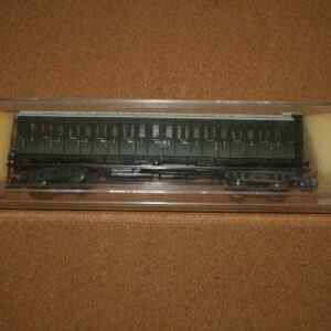 Liliput 29003 HO Continental 3st Class Coach with Guard Cabin Pre-Owned