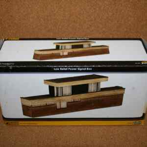 Graham Farish Scenecraft 42-254 Low Relief Power Signal Box (Ex-Display)