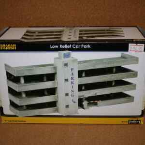 Graham Farish Scenecraft 42-210 low Relief Car Park