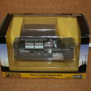 Graham Farish Scenecraft 42-064Z Kent Coast Signal Box