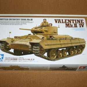 Tamiya 35352 Valentine Mk.II/IV with Two Figures 1/35 scale model kit