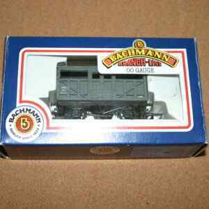 Bachmann 33-652 LMS 12T Cattle Wagon Grey  M14400 Pre-Owned