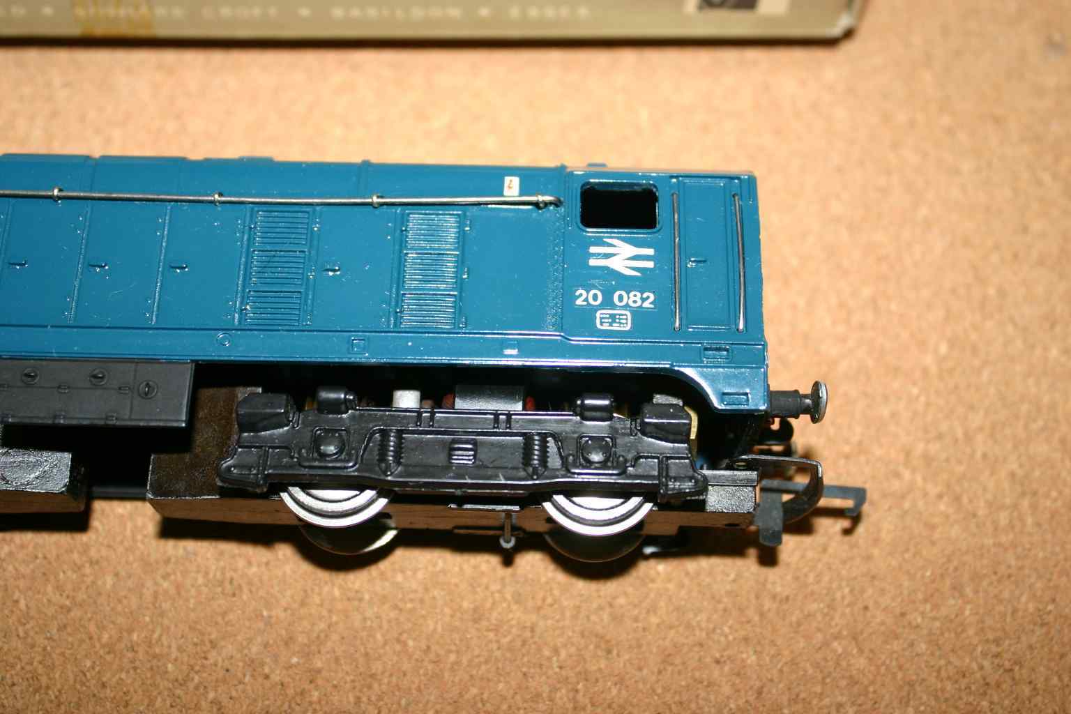 Wrenn Class 20 BO-BO Diesel Electric BR Blue No.20082 Pre-Owned Repainted & Renumbered 4 Wrenn Class 20 BO-BO Diesel Electric BR Blue No.20082 Pre-Owned Repainted & Renumbered - Image 4