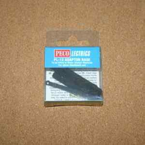 Peco Lectrics PL-12 Adaptor Base To be fitted to Motor for above baseboard use