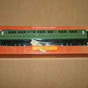 Hornby R441 Southern Composite Coach No.1384 Pre-Owned