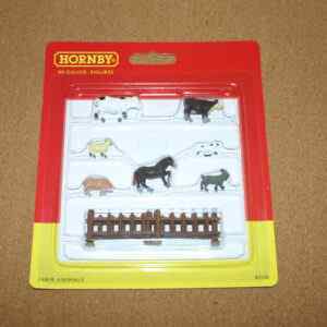 Hornby R7120 Farm Animals