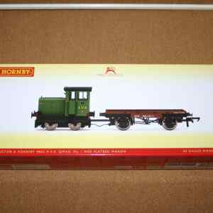 Hornby R30012 GCR Ruston & Hornsby 48DS & Flatbed Wagon DCC Ready