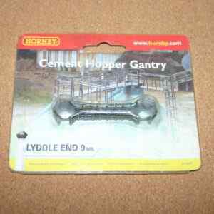 Hornby Lyddle End N8697 Cement Hopper Gantry N Gauge