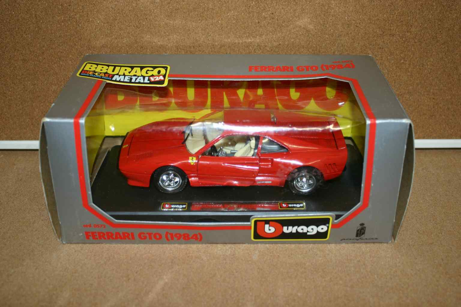 BBURAGO BURAGO 1/18 Ferrari GTO 1984 Avec Boite et Catalogue 1994 EUR