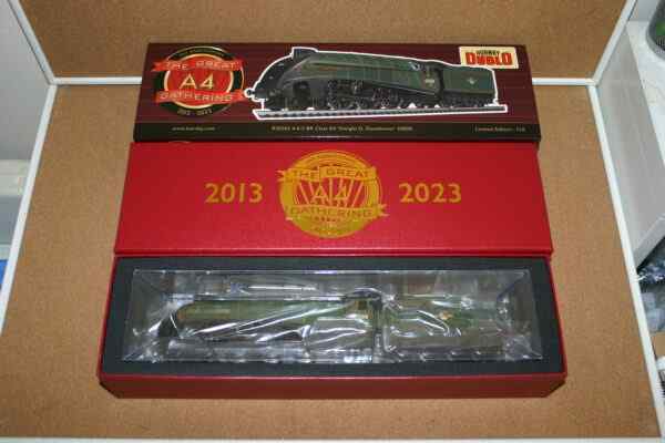 Hornby Dublo R30265 BR Class A4 'Dwight D. Eisenhower' 60008 (The Great ...