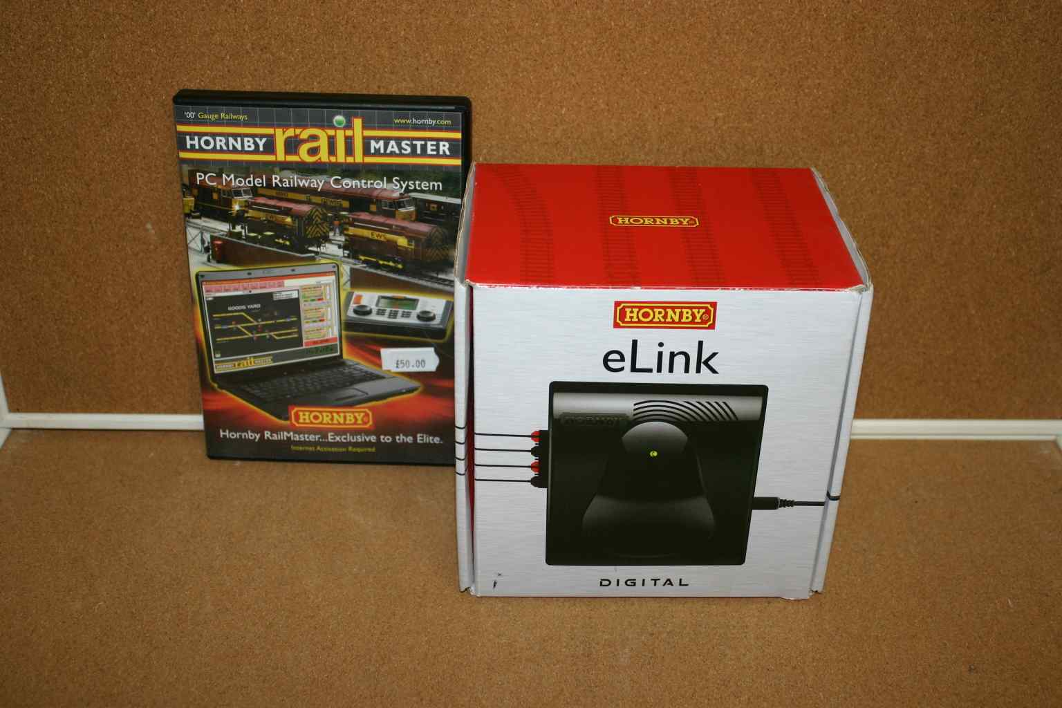 Hornby R8312 eLink Digital Computer Control for your Layout Pre-Owned with NEW Railmaster CD 1 Hornby R8312 eLink Digital Computer Control for your Layout Pre-Owned with NEW Railmaster CD