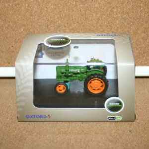 Oxford Diecast 76TRAC002 Fordson Tractor Green (Agriculture) 1:76 Scale