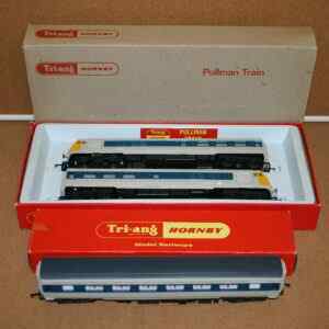 Triang Hornby R555C & R426 Pullman 2 Car unit & Coach OO Scale Pre-Owned