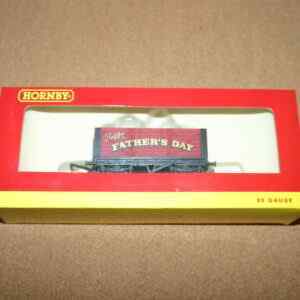 Hornby R6778 "Fathers Day" 7 plank wagon Pre-Owned