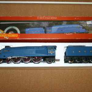 Hornby R372 LNER Class A4 "Seagul" LNER Garter Blue 4902 Pre-Owned