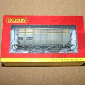 Hornby R6783 BR 20 Ton Coke Hopper Wagon B448207 (Split from set) (Weathered) Pre-Owned