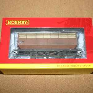 Hornby R6783 BR 20 Ton Coke Hopper Wagon B448684 (Split from set) (Weathered) Pre-Owned