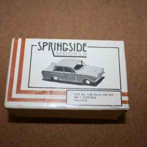 Springside 105 Mk.I Cortina Saloon OO Model Kit