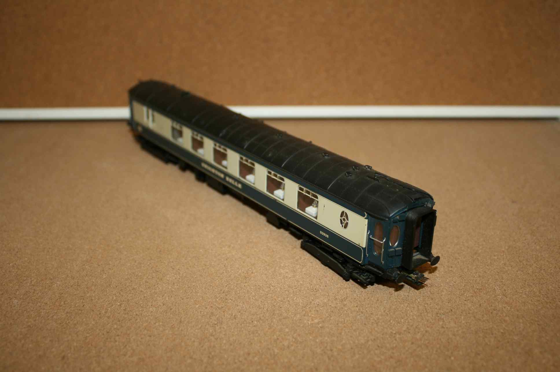 Hornby R2988. Brighton Belle Power Car Unit S293S In BR Blue Grey Livery Post 1969 Livery Pre-Owned 4 Hornby R2988. Brighton Belle Power Car Unit S293S In BR Blue Grey Livery Post 1969 Livery Pre-Owned - Image 4