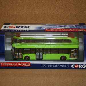 Corgi The Original Omnibus Company OM46625A Wrightbus New Routemaster 'Supporting World Environment Day' 1:76 Scale