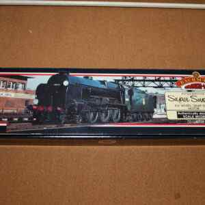 Bachmann 31-405 Maunsell Lord Nelson Class "Sir Walter Raleigh" BR Green Early Emblem No.30852 Pre-Owned