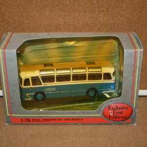 EFE 11904 Harrington Cavalier Type A Southend Transport 1:76 Scale